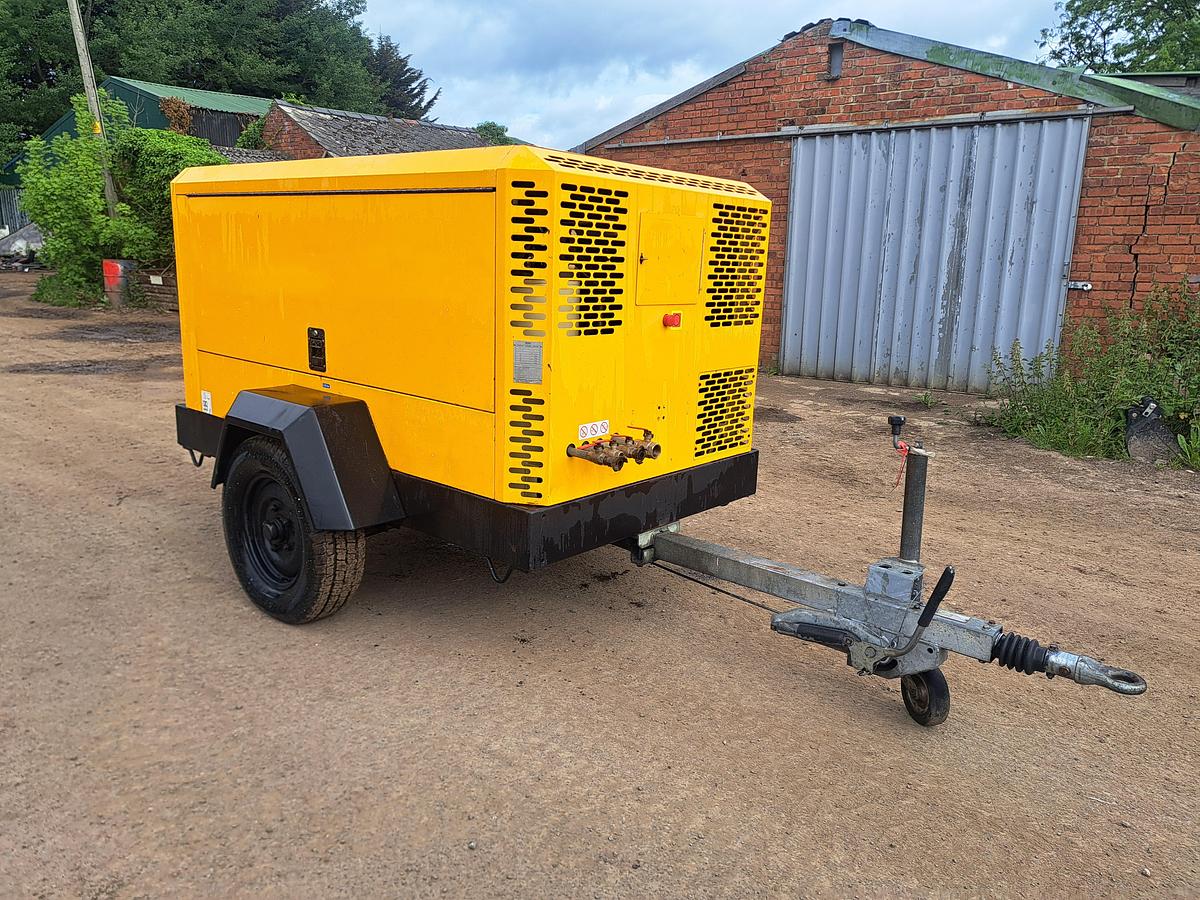 Used Doosan 7/125 10/1010
