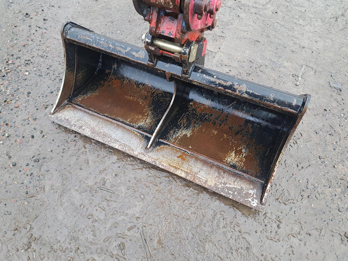 Used Yanmar SV15VT Mini Digger 