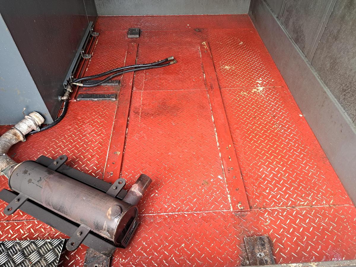 Used 10ft bunded container