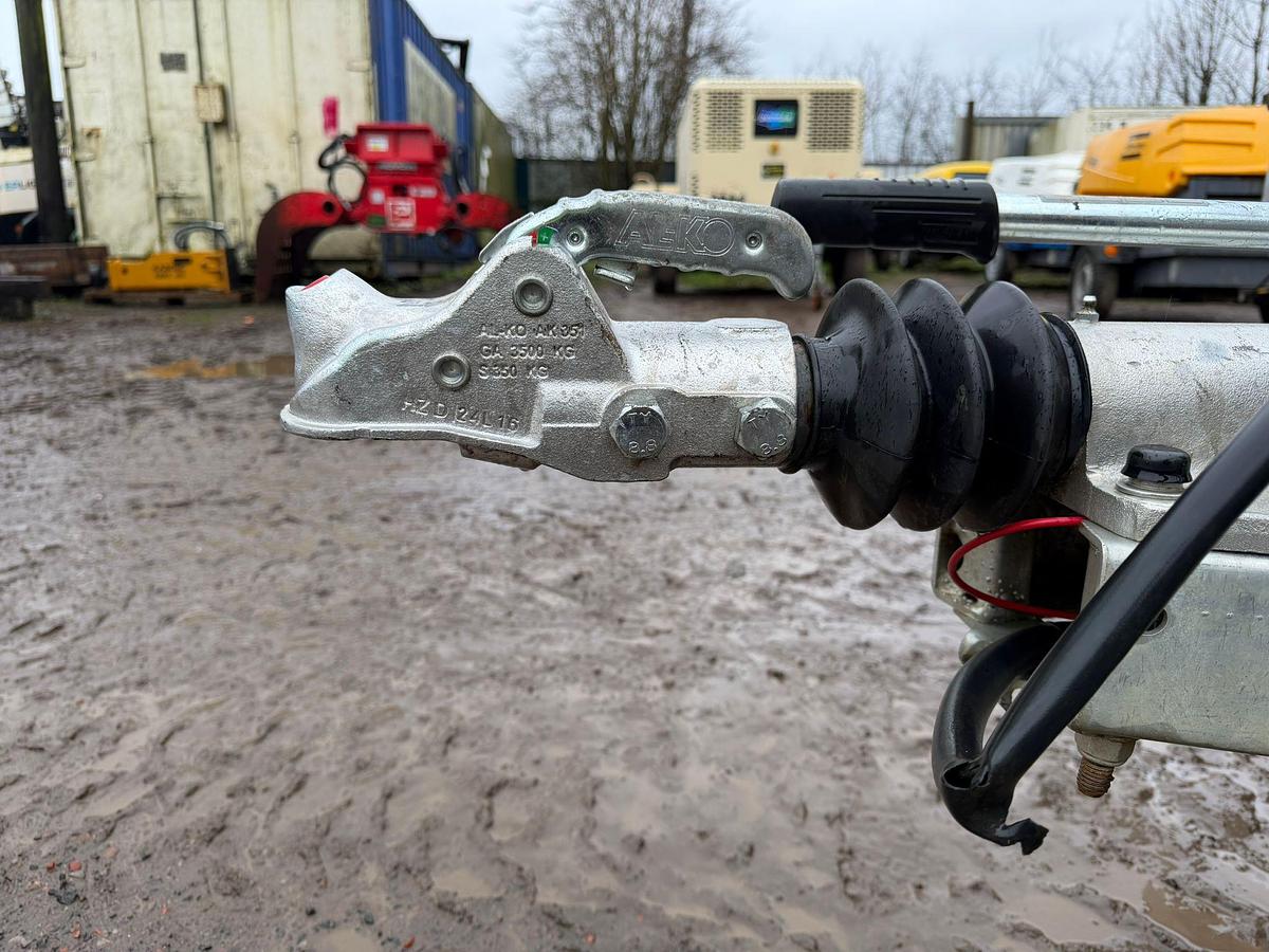 Used Brian James Tipping trailer