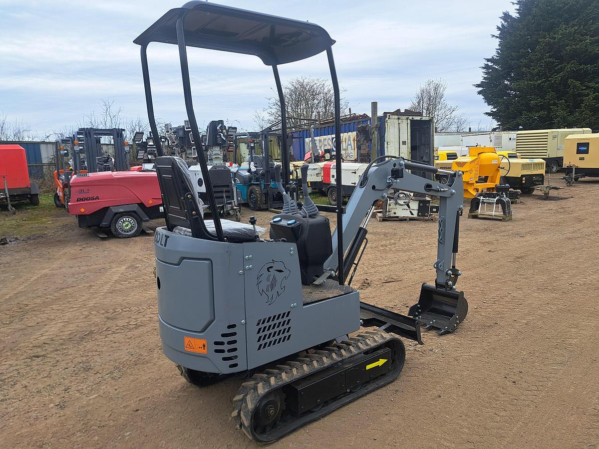 Used Colt mini digger 