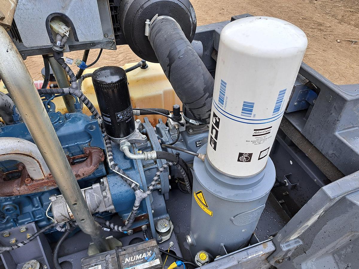 Used Atlas copco xas68