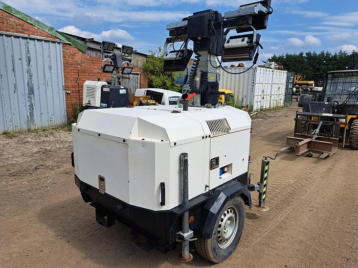 Used Towerlight VB9 Lighting tower