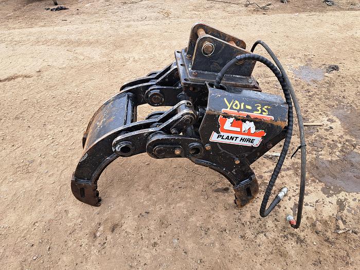 Used 5 tyne hydraulic grab