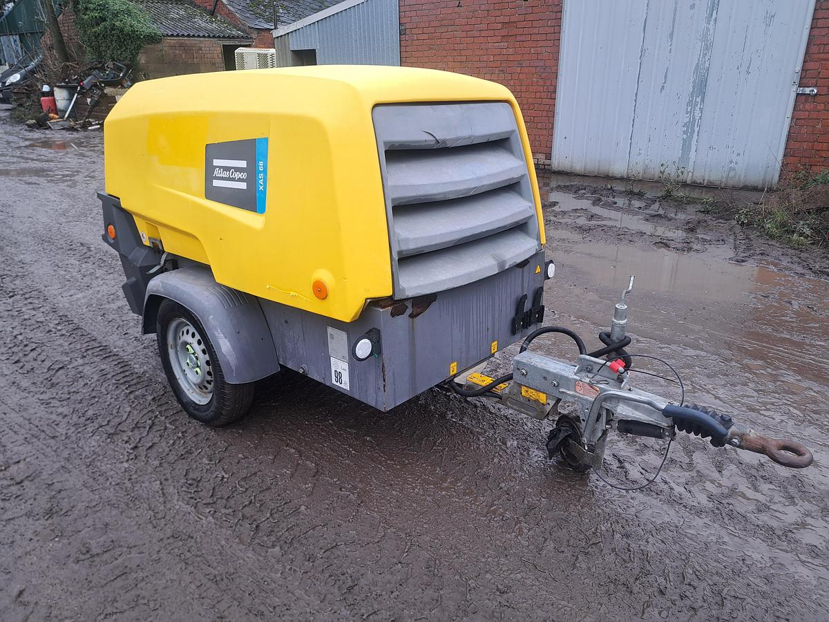 Used 2017 Atlas xas68