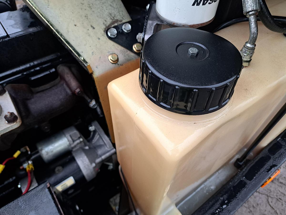 Used Doosan 7/41 compressor generator 