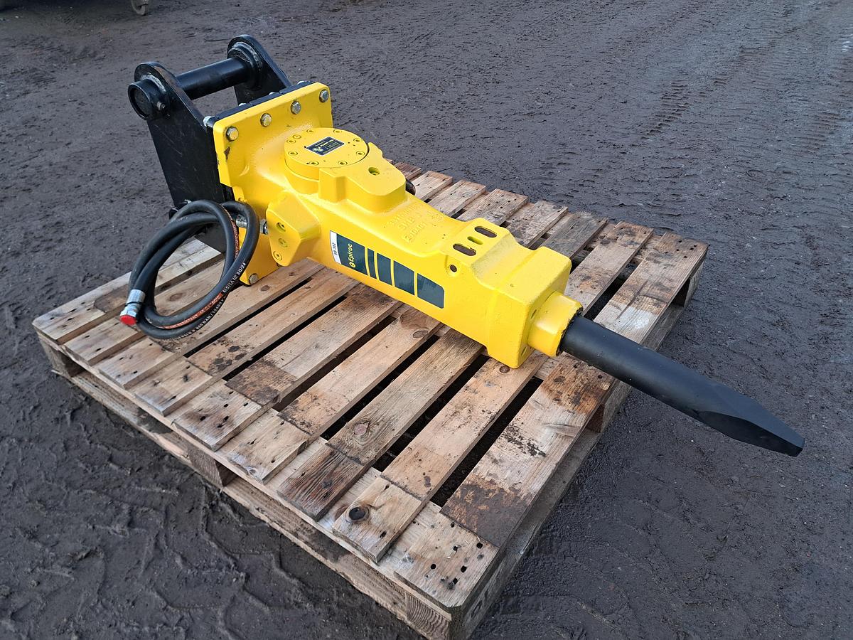 Used Atlas copco Sb302 