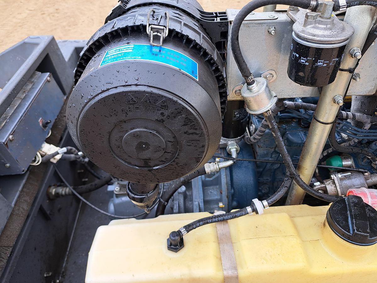 Used Atlas copco xas68