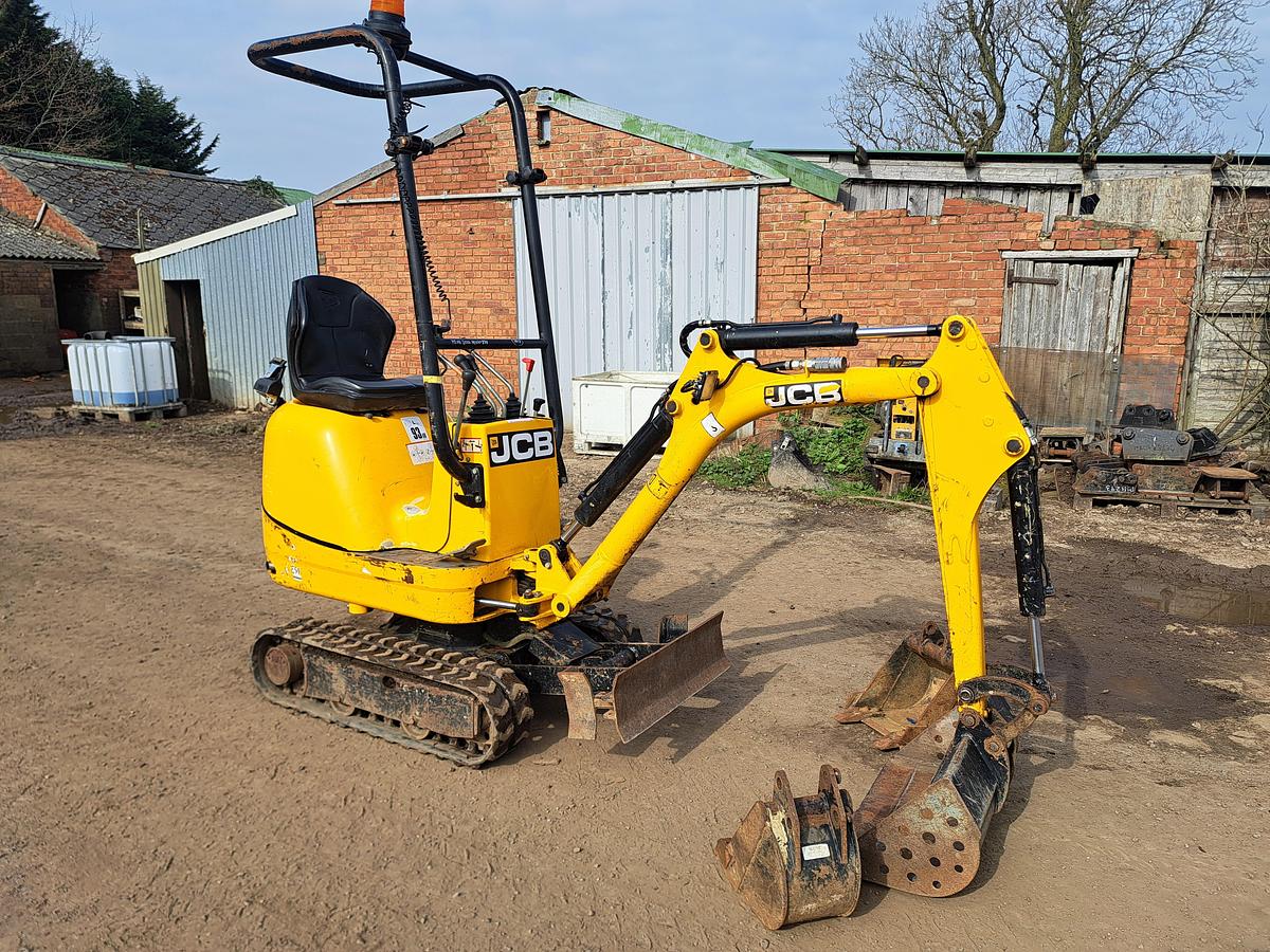 Used Jcb 8018cts 