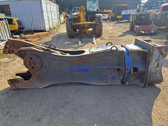 Used Vtn CI2000 shear