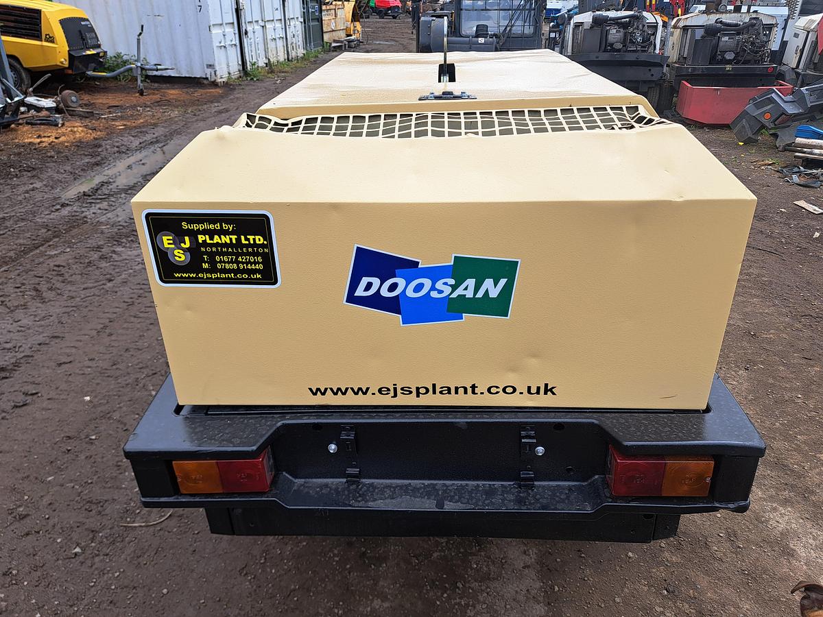 Used Doosan 741,140cfm