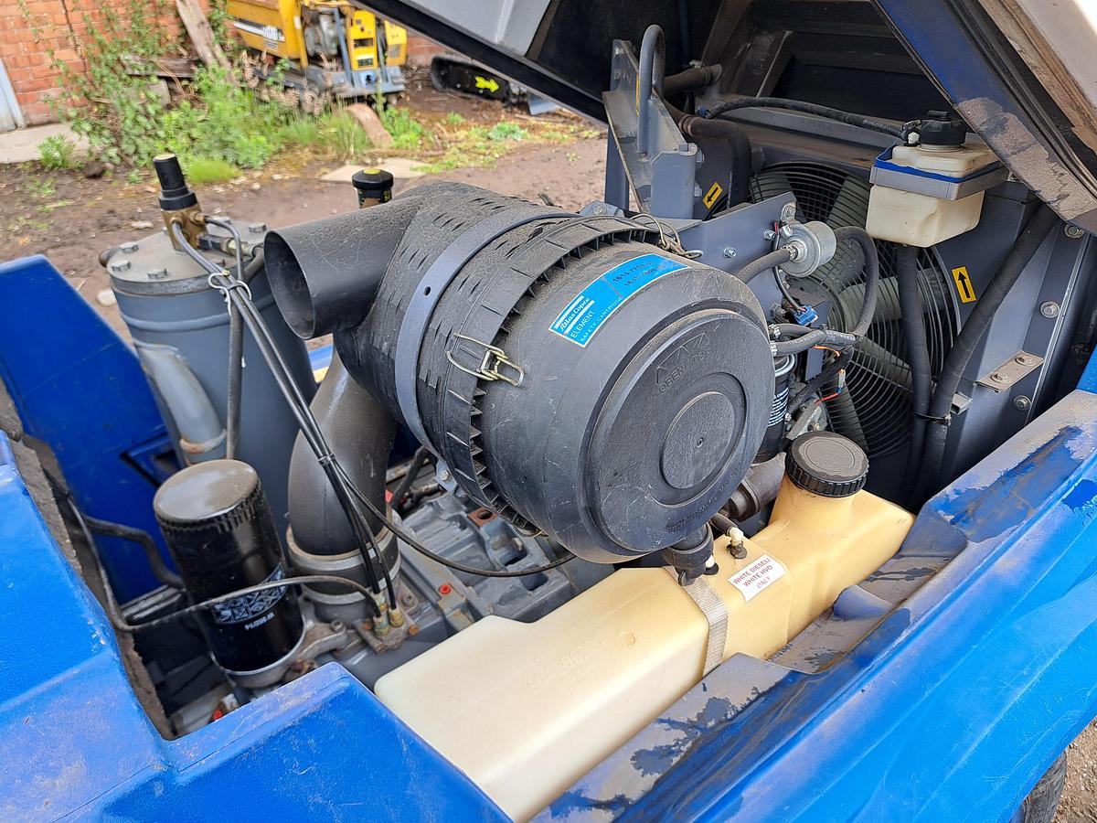 Used Atlas copco xas67