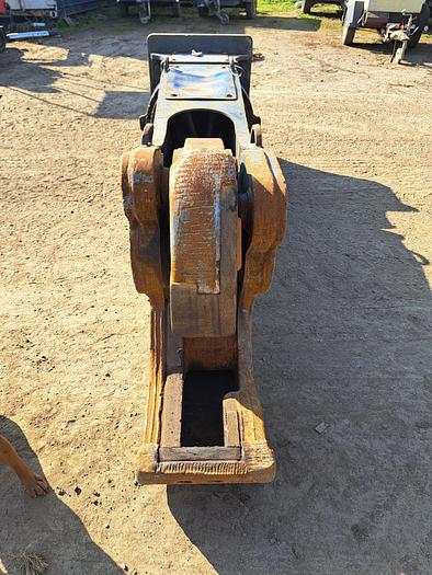 Used Vtn CI2000 shear