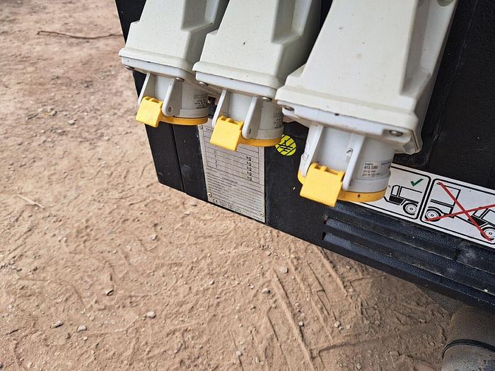 Used DOOSAN INGERSOLL RAND 7/41E DIESEL AIR COMPRESSOR GENERATOR 280 hours only