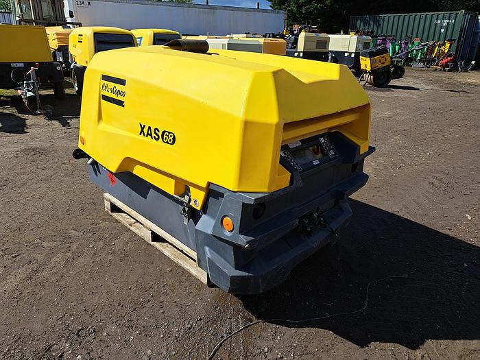Used Atlas copco xas68 compressor
