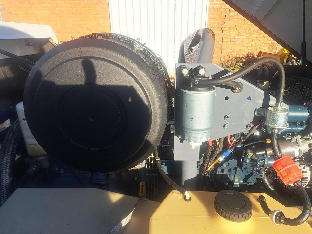 Used Atlas copco xas137