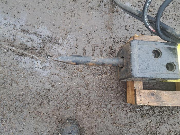 Used Soosan SB20 breaker Pecker Mini Digger