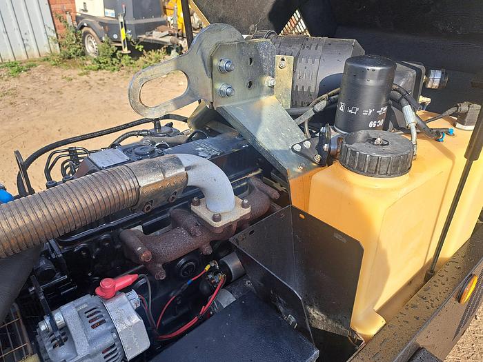 Used Doosan 7/41 compressor generator