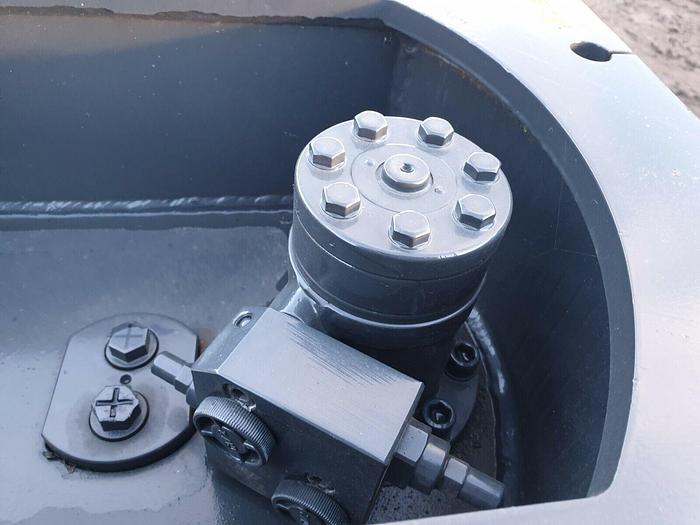 Selector Grab Suit 8 to 13 Tonne Machine