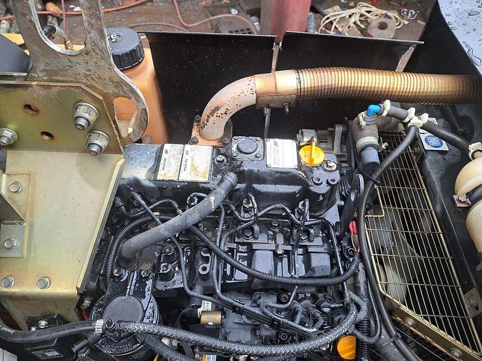 Used DOOSAN 7/41 DIESEL PORTABLE AIR COMPRESSOR