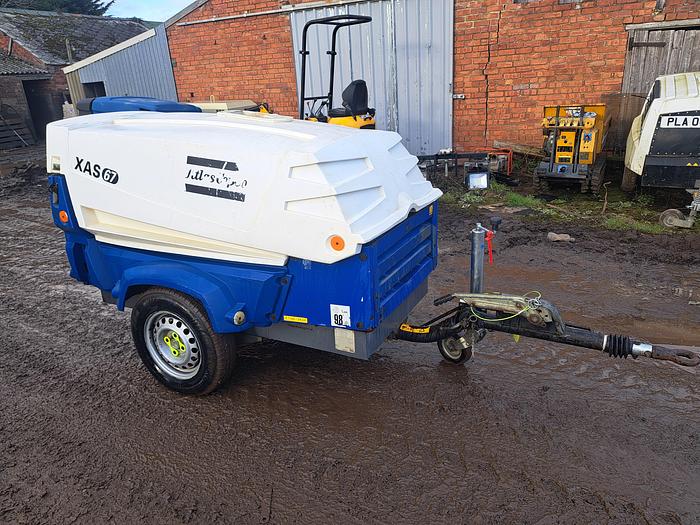 Used Atlas copco xas67