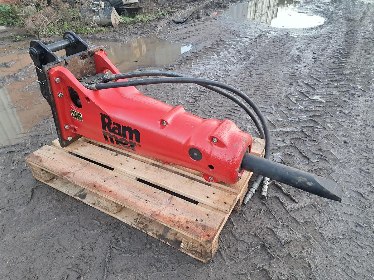Refurbished Rammer 777