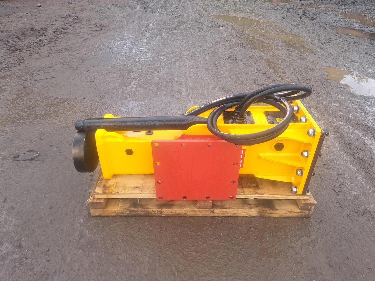Toft post knocker breaker