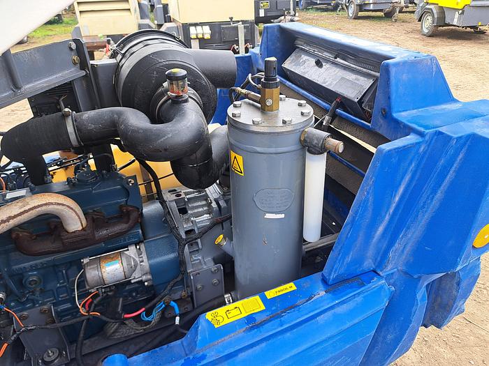 Used Atlas copco xas67