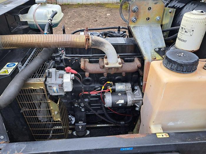 Used DOOSAN INGERSOLL RAND 7/41 DIESEL PORTABLE AIR COMPRESSOR Low Hours