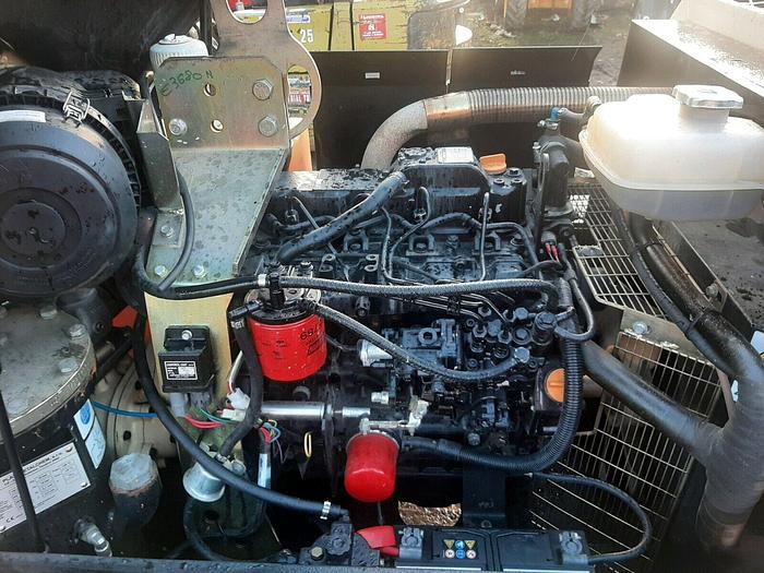 Used DOOSAN INGERSOLL RAND 7/41 DIESEL PORTABLE AIR COMPRESSOR LOW HOURS