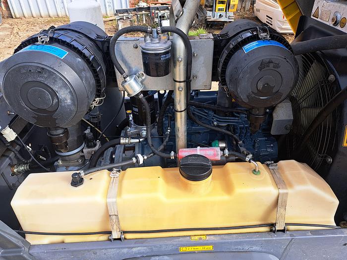 Used Atlas copco xas68