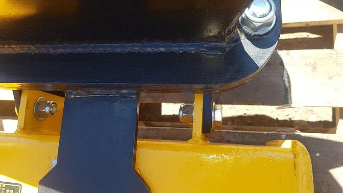 Used Arrowhead S40 Post Knocker Pecker Breaker