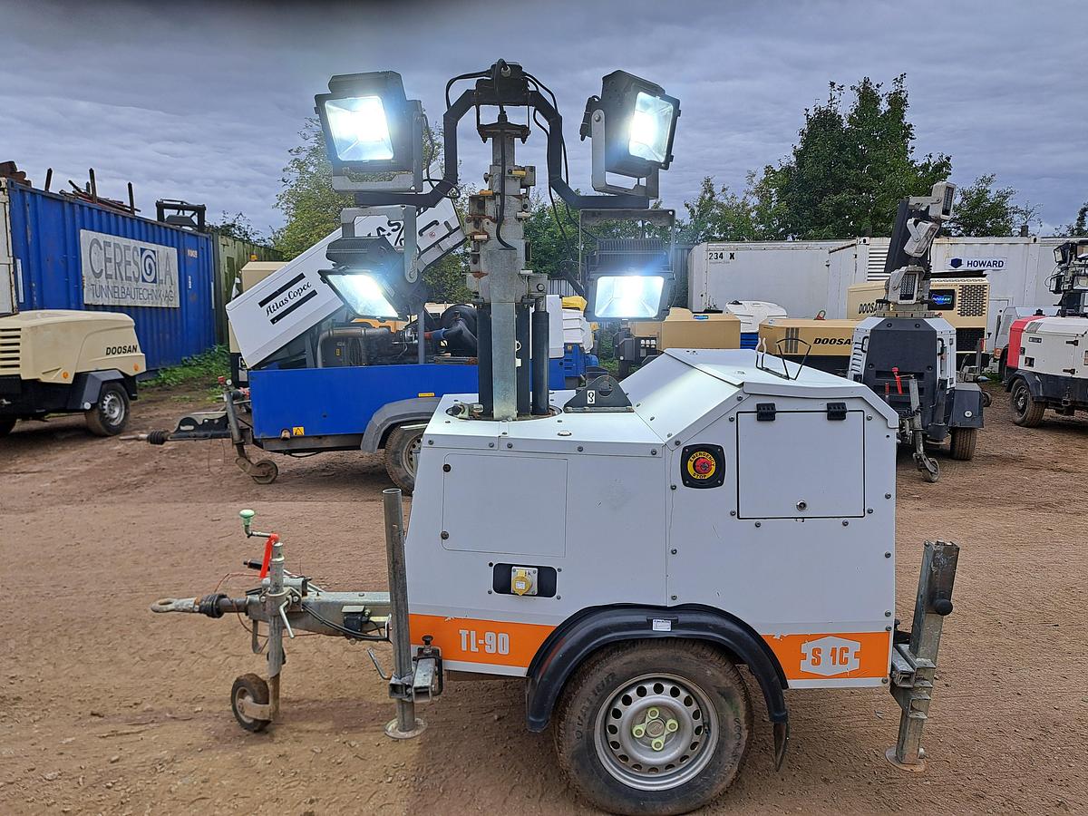 Used Smc TL90 lighting tower 