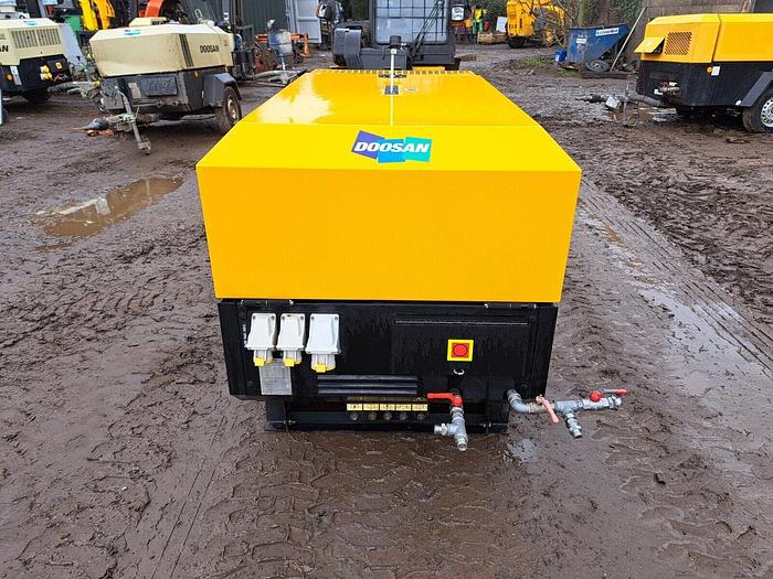 Used 2018 DOOSAN INGERSOLL RAND 7/41+ DIESEL AIR COMPRESSOR GENERATOR LOW HOURS