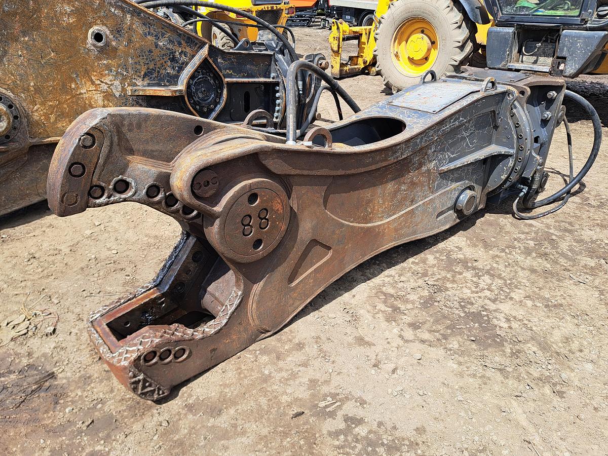 Used Vtn CI2000 shear