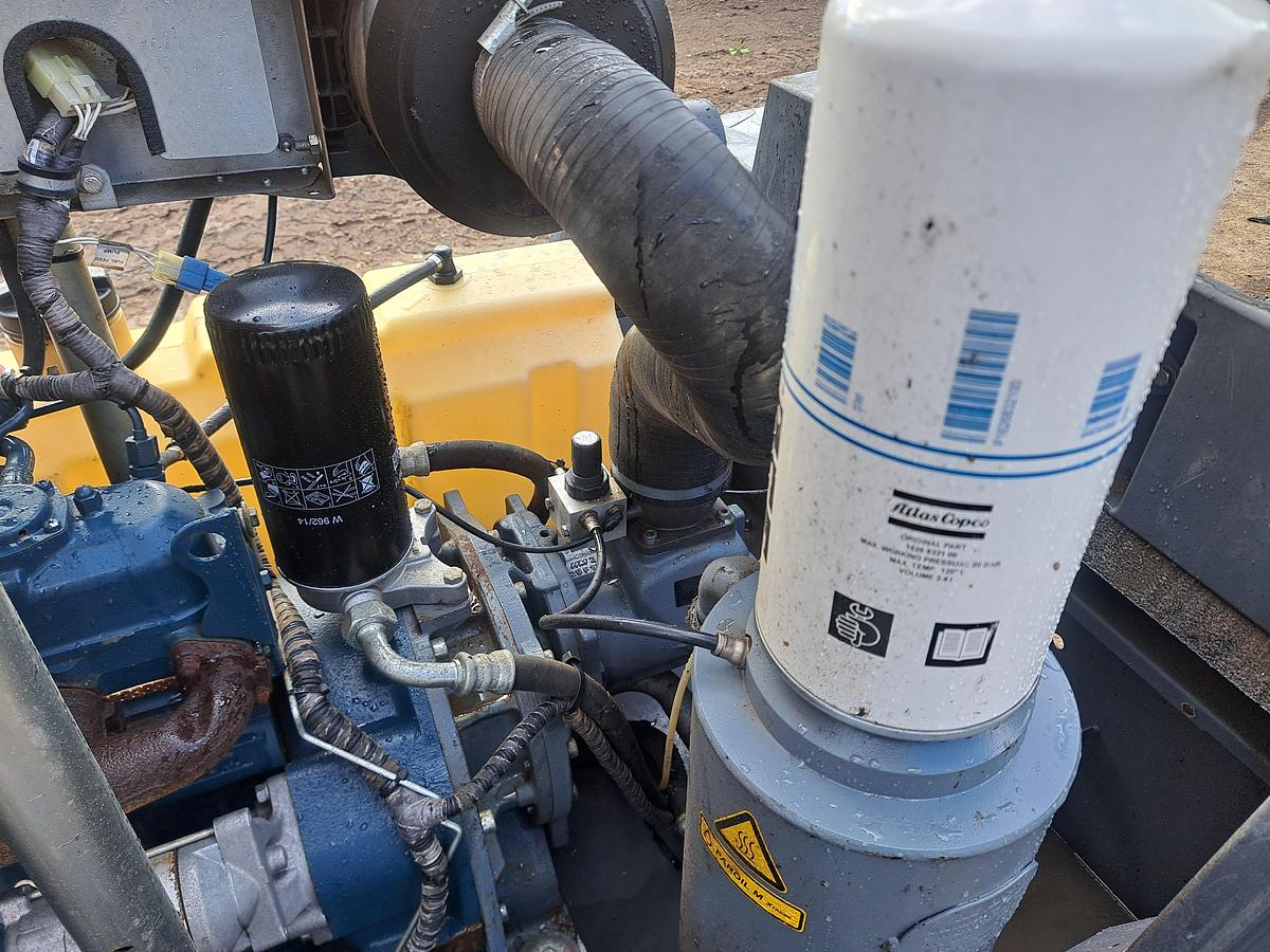 Used Atlas copco xas68