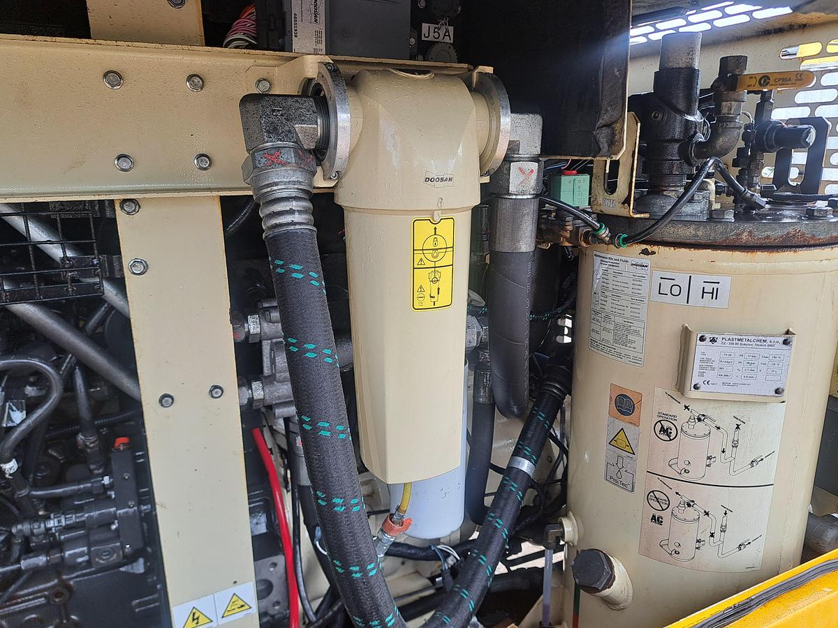 Used Doosan 7/125 10/1010