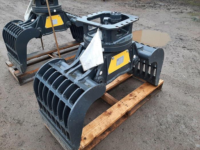 Selector Grab Suit 4 to 8 Tonne Machine Demo Spec
