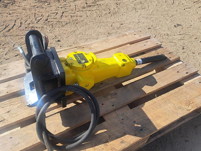 Used Atlas copco SB52