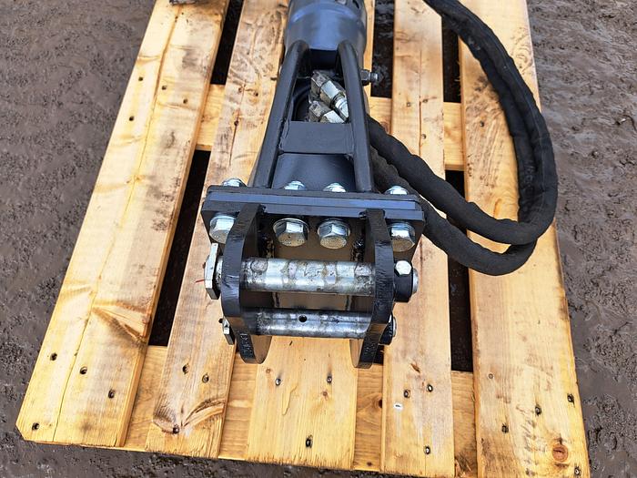 Refurbished Bobcat HB380 Breaker