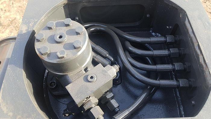 Selector Grab Suit 4 to 8 Tonne Machine