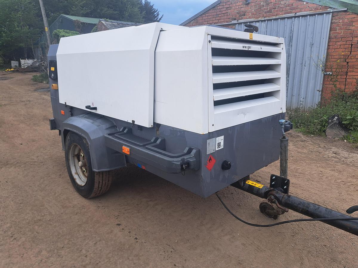 Used Atlas copco XAVS186 ST4