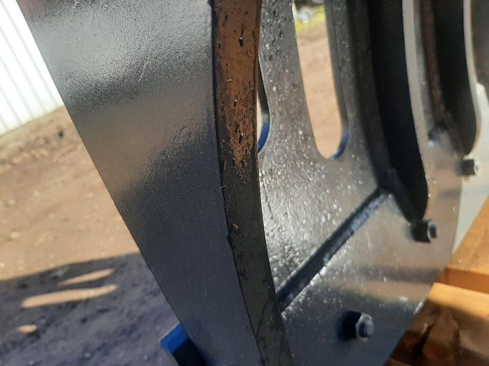 Mustang Selector Grab Suit 13 to 22 Tonne Machine