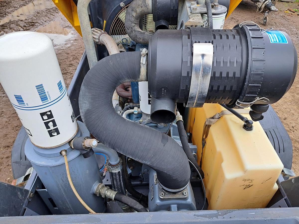 Used Atlas copco xas68