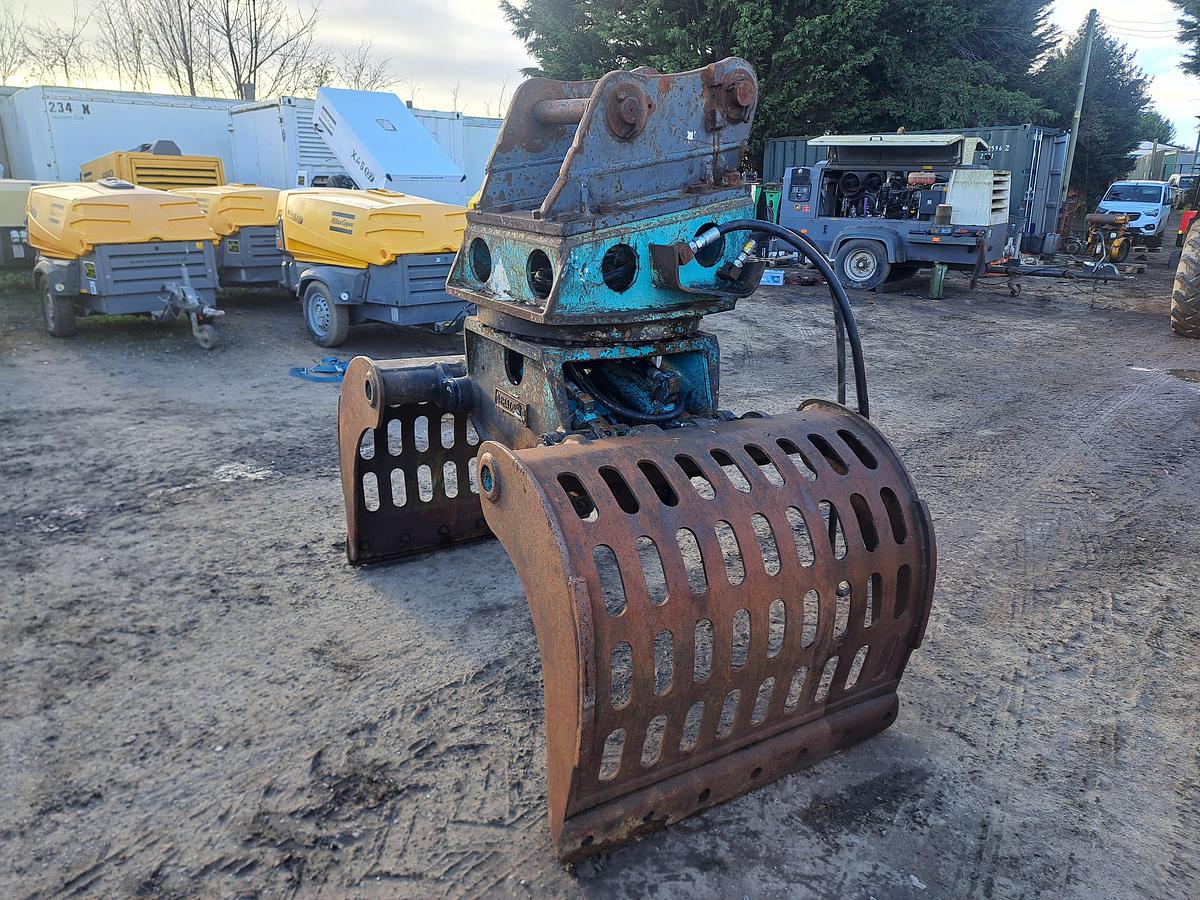Used Dahaco selector grab