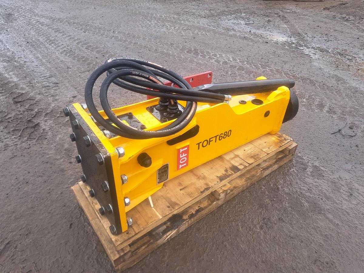 Toft post knocker breaker