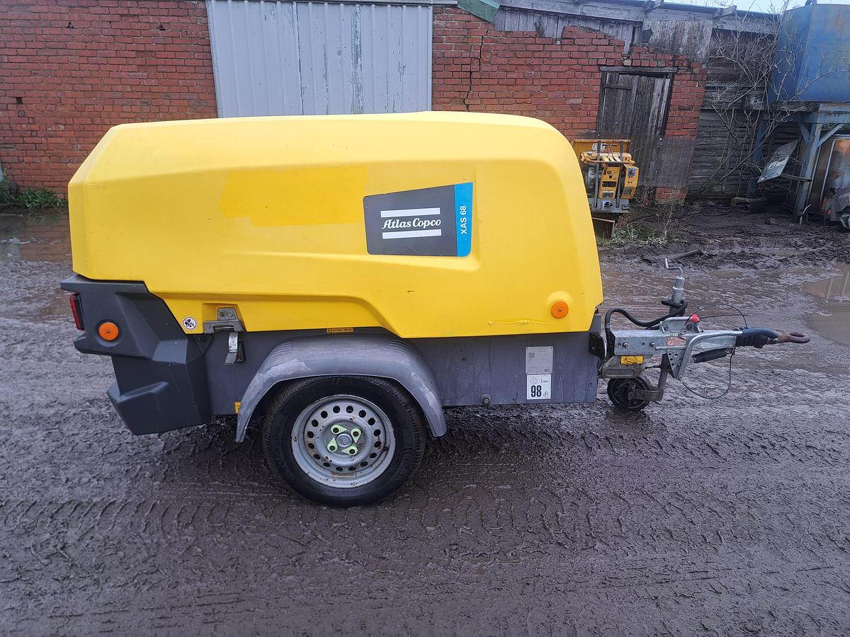 Used 2017 Atlas xas68