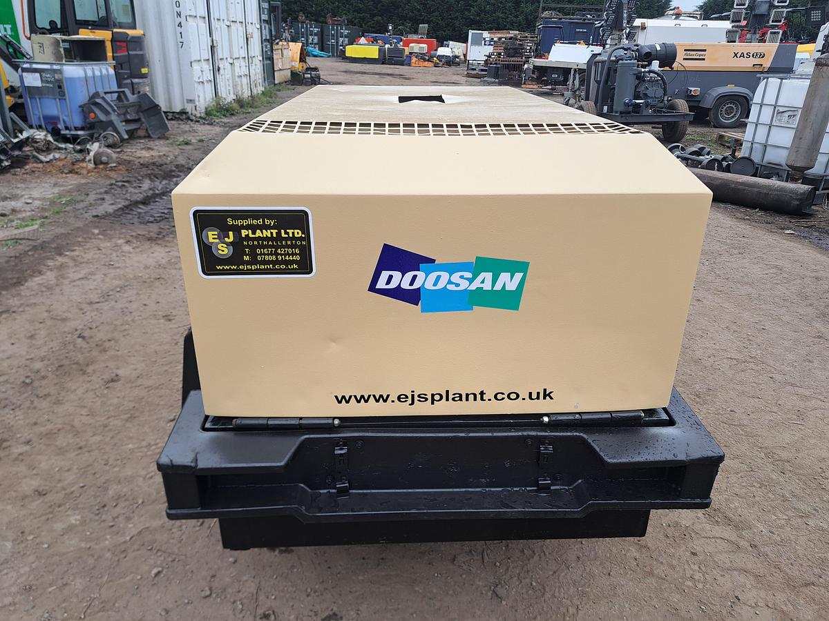 Used Doosan 7/31e compressor generator 