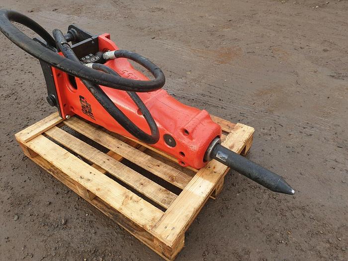 Used Rammer 555 Hydraulic Breaker digger excavator