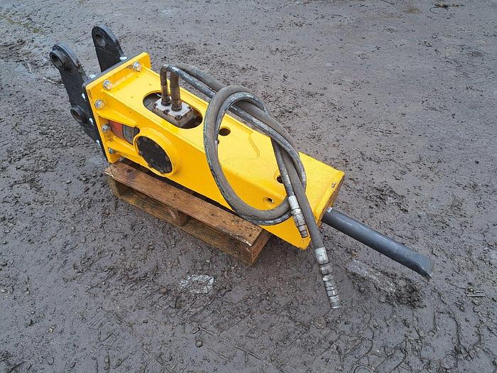 Used Omal breaker Pecker Mini Digger